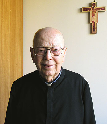 ks. Gabriel Amorthe.jpg